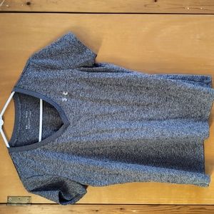 Under Armour t-shirt